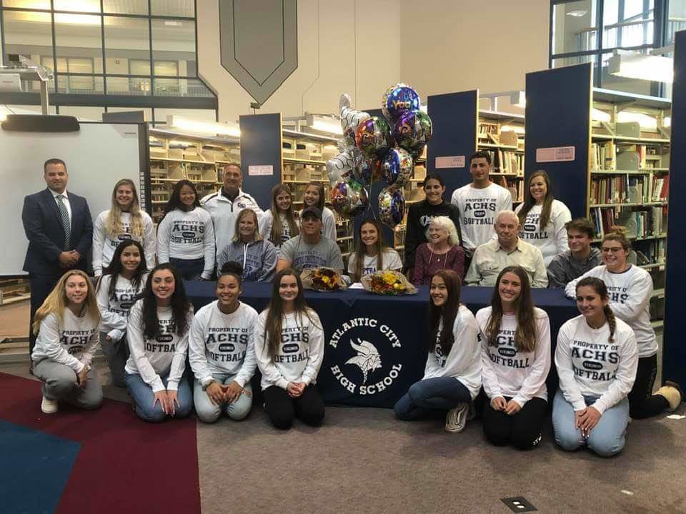 Katie Master signs with Central Connecticut University